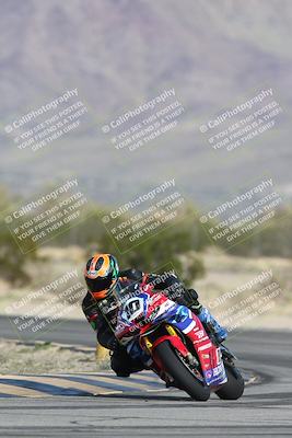 media/Jan-09-2026-Support Moto Racing (Fri) [[386df380ef]]/1-Racer Group/Practice 1 (Turn 5)/